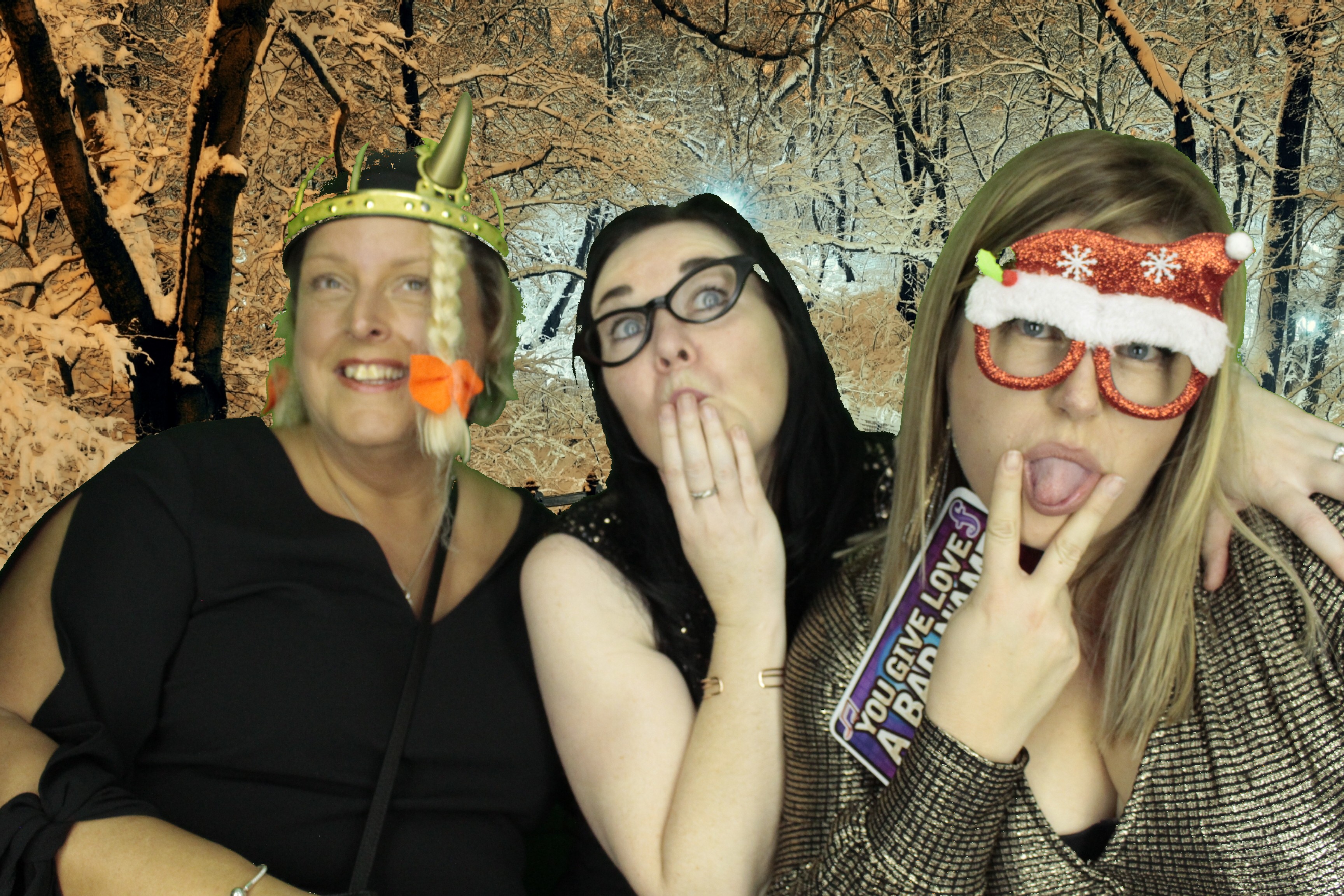 Ocean Network Express Christmas Party 2019 | View more photos from the event at gallery.myphotoboothexperience.co.uk/u/MyPhotoBoothExperienceLtd/Ocean-Network-Express-Christmas-Party-2019